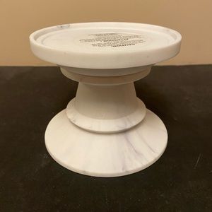 2 Bath and Body Works candle holder